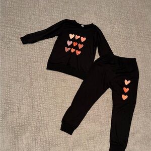Girls Black Long Sleeve Heart Print Sweatshirt & Pants Set Size 5/6